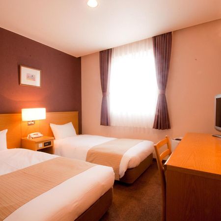 Hotel Folkloro Takahata Kamer foto