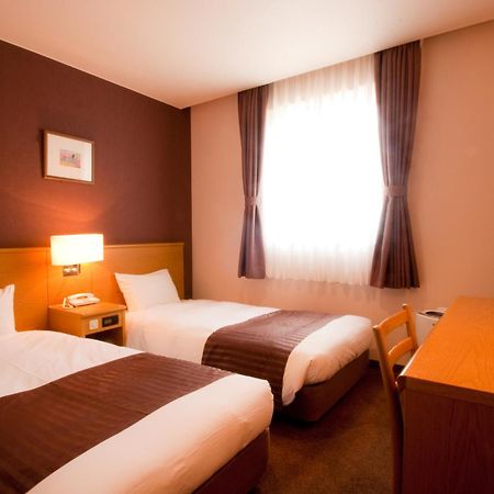 Hotel Folkloro Takahata Kamer foto